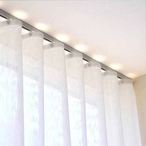 White color ripple fold curtain